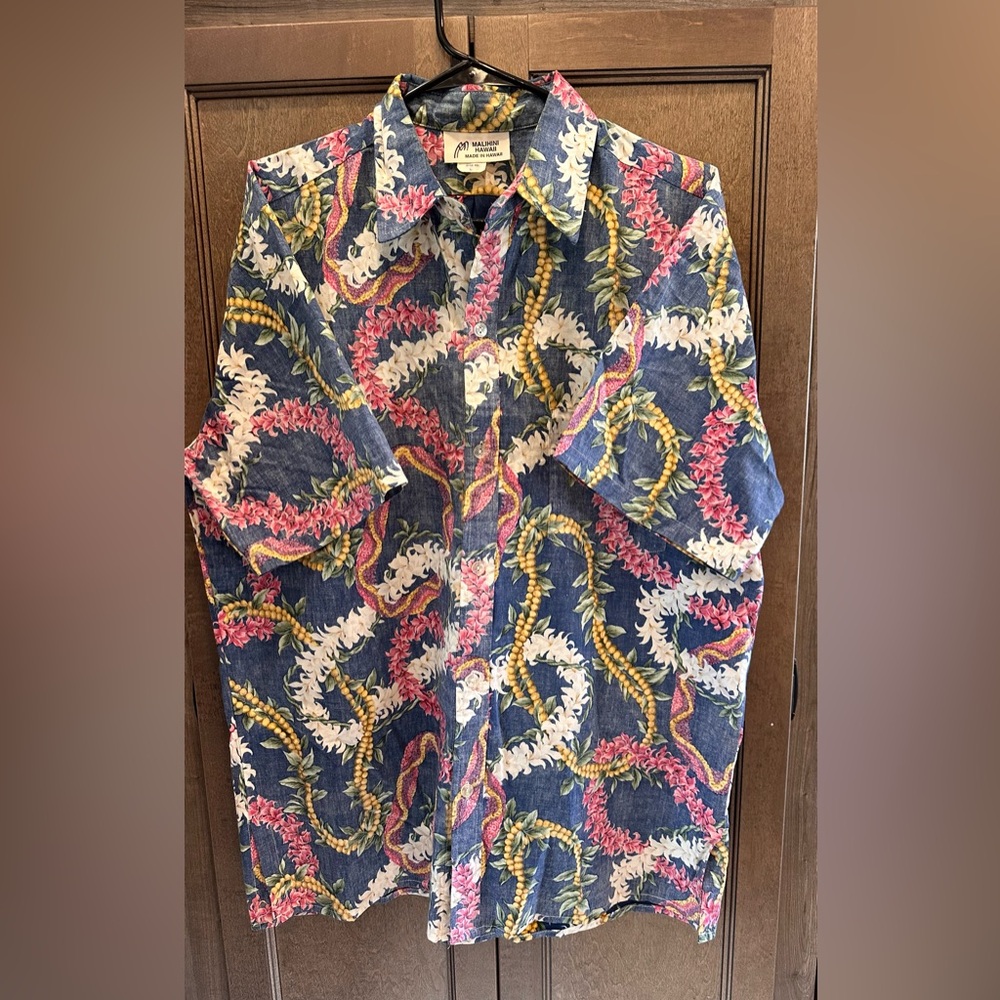 Hawaiian Button Up Shirt